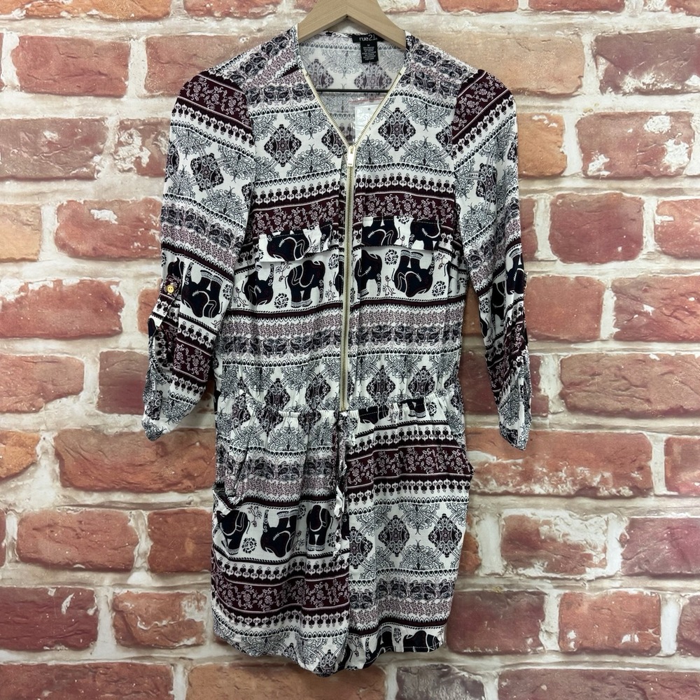 Rue21 Shorts Romper Women's Medium Multicolor Boho Elephant Floral Casual Zip Up